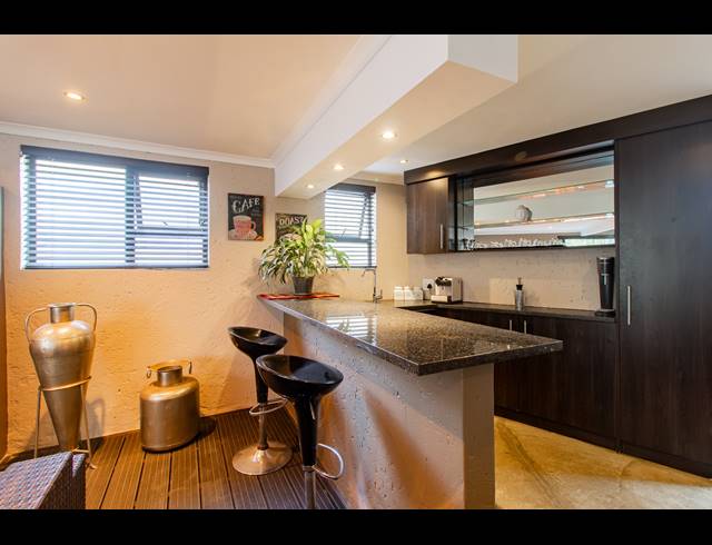 4 BEDROOM CLUSTER FOR SALE IN LONEHILL